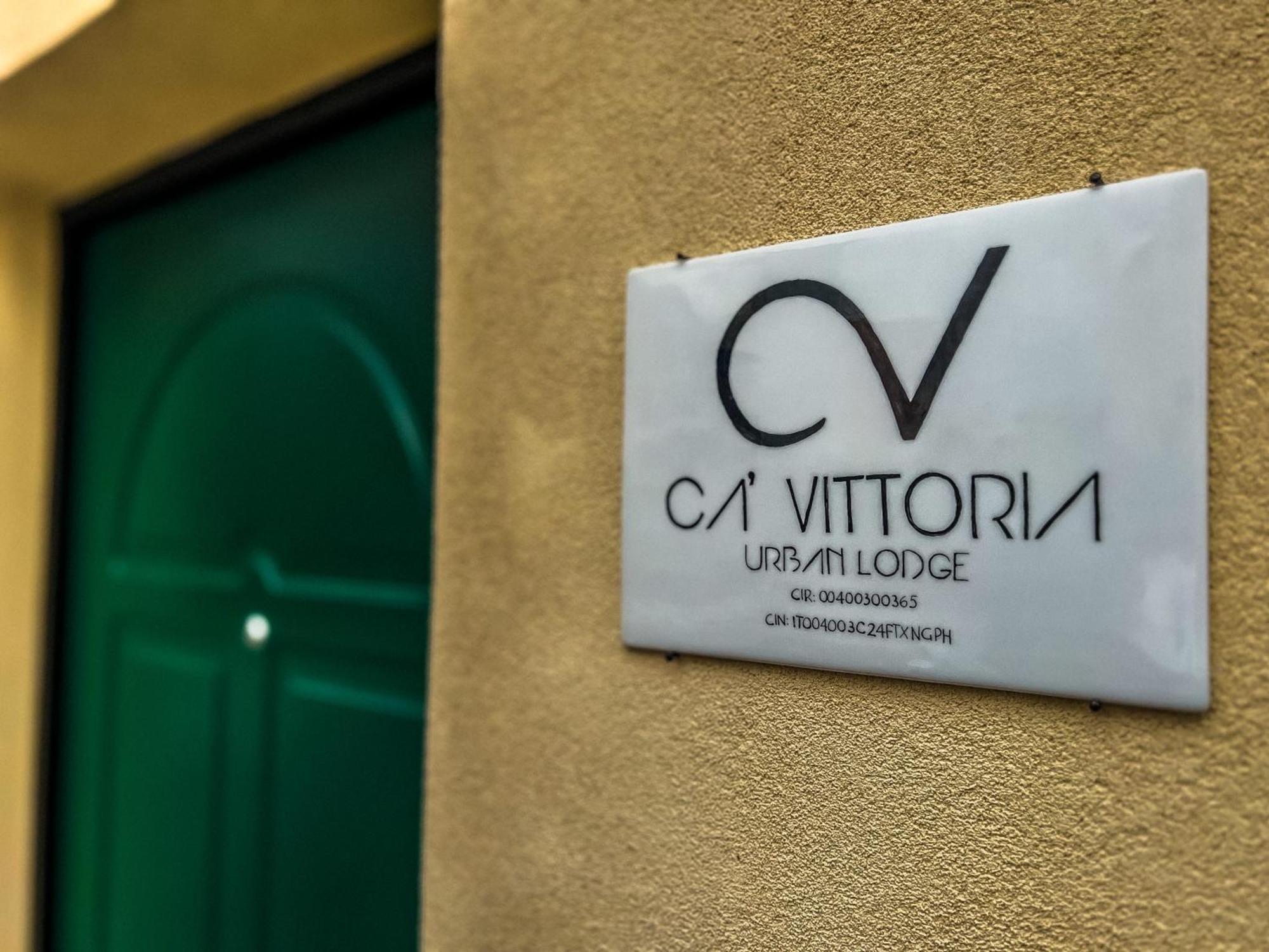 Ca' Vittoria Urban Lodge Alba  Buitenkant foto